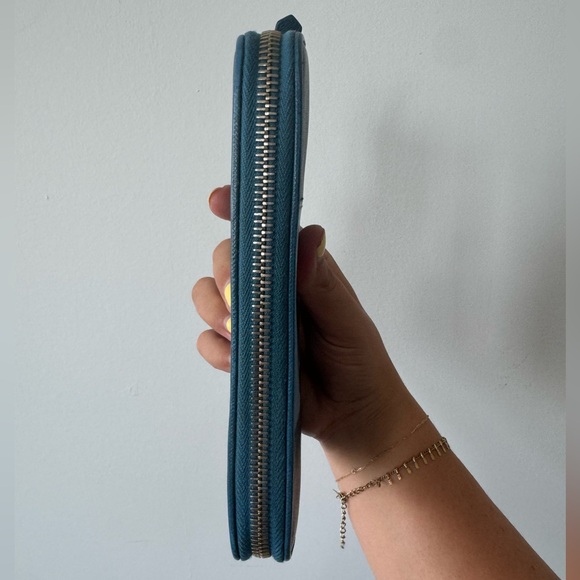 Prada Saffiano zip wallet - Picture 4 of 6